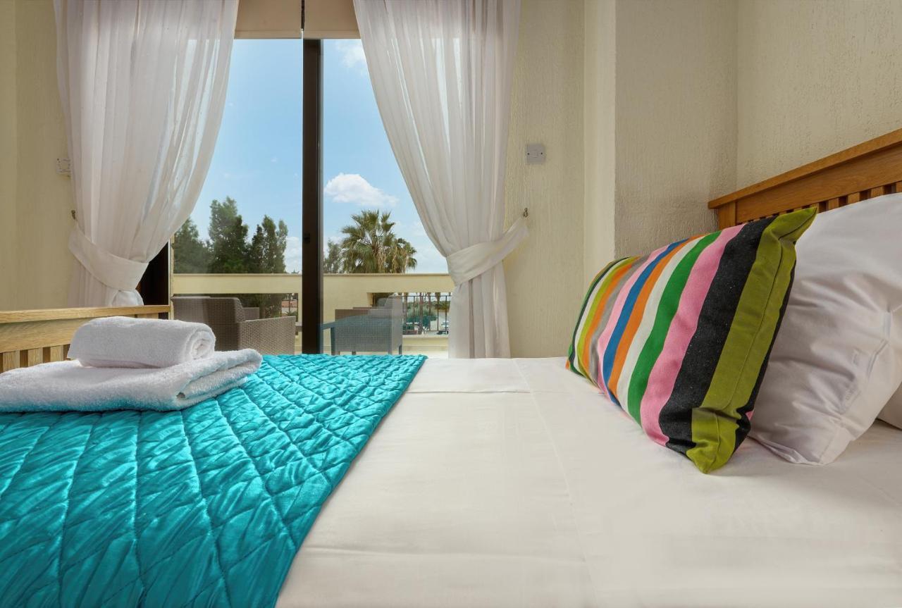 Villa Camelot By Ezoria Villas Coral Bay Zewnętrze zdjęcie