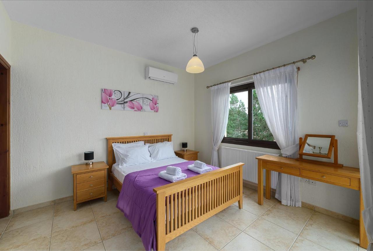 Villa Camelot By Ezoria Villas Coral Bay Zewnętrze zdjęcie