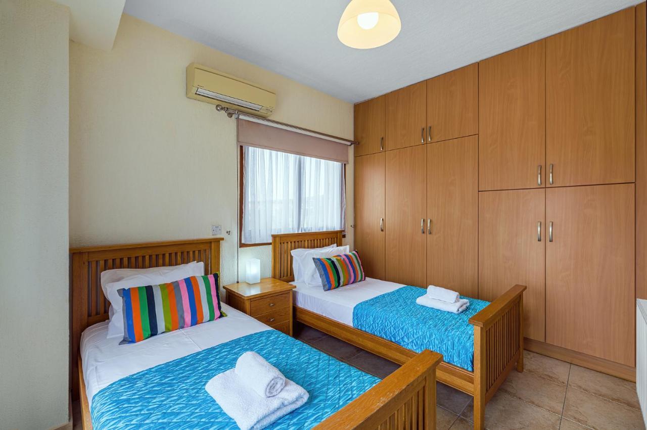 Villa Camelot By Ezoria Villas Coral Bay Zewnętrze zdjęcie